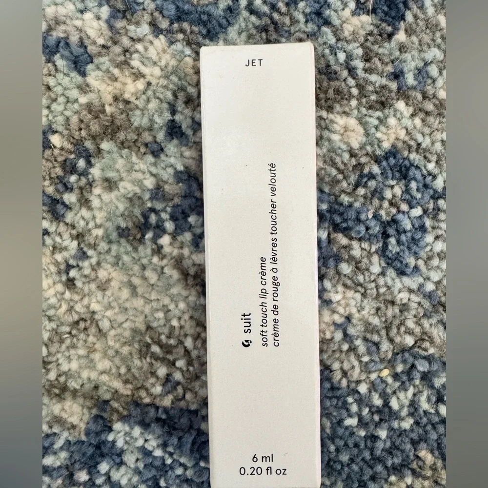 Glossier G Suit Soft Touch Lip Crème in Jet